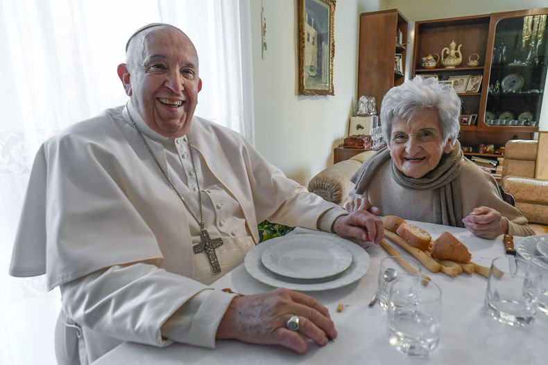 EUR-GEN FAMILIA DEL PAPA
