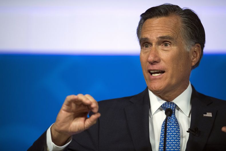 AMN-GEN_TRUMP-ROMNEY-0.jpg