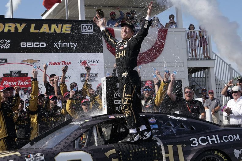 DEP-AUT NASCAR-ROAD AMERICA