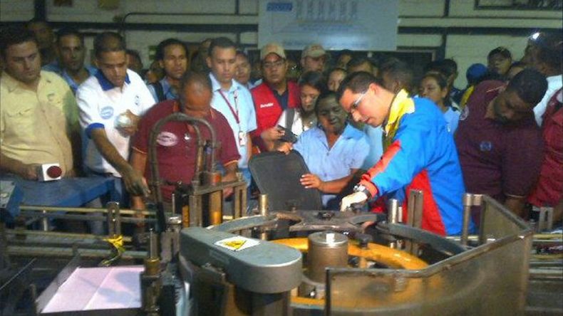 La compañía anunció su salida del país y la venta de sus activos tras reconocer considerables pérdidas en 2014 por las restricciones impuestas a través del control de cambios vigente desde hace más de una década