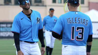 sale a la luz cuanto pagan los marlins por los cubanos yuli gourriel y jose iglesias