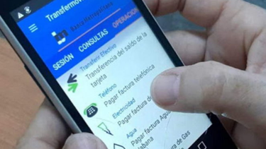 transfermovil en problemas: cubanos reportan fallas para pagar facturas