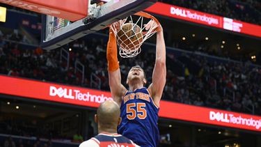 Knicks derrotan 112-108 a Wizards: Brunson logra 34 puntos