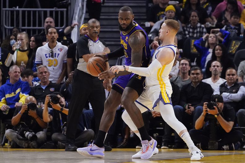 DEP-BAS LAKERS-WARRIORS