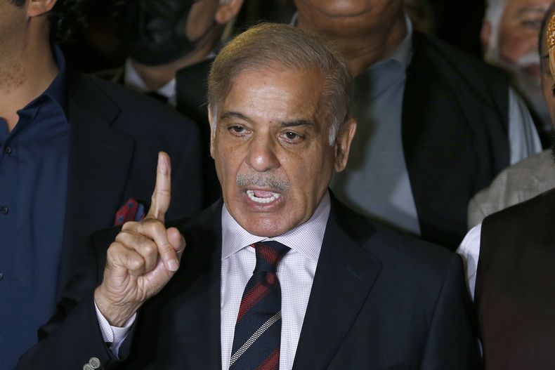 ASI-GEN PAKISTÁN POLÍTICA