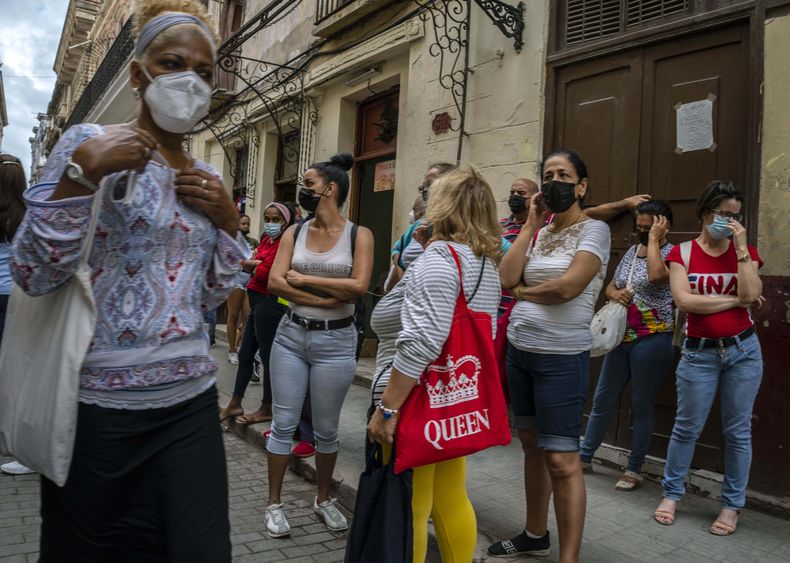 REP-ECO CUBA-ECONOMÍA RETOS