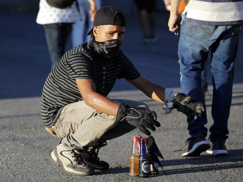 AMS-GEN_VENEZUELA-CRISIS_POLITICA-1.jpg