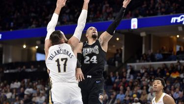 Con Brooks y Morant, Grizzlies vencen a Pelicans 132-111