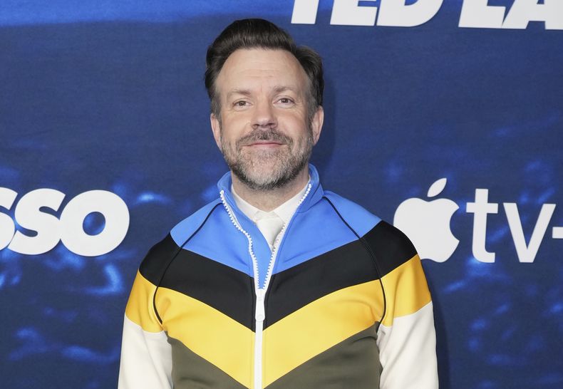 ARCHIVO - Jason Sudeikis llega al estreno de la tercera temporada de Ted Lasso el martes 7 de marzo de 2023 en el Regency Village Theatre de Los Ángeles. (Foto Jordan Strauss/Invision/AP, File)