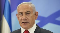 ARCHIVO - El primer ministro israelí, Benjamin Netanyahu, habla durante una conferencia de prensa en Jerusalén, el 9 de diciembre de 2024. (AP Foto/Maya Alleruzzo, Pool, Archivo)