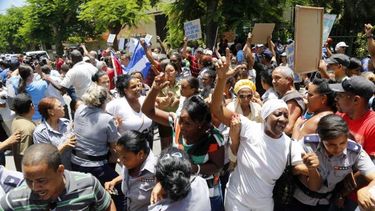 denuncian torturas en carceles cubanas y reportan mas de 1,150 presos politicos