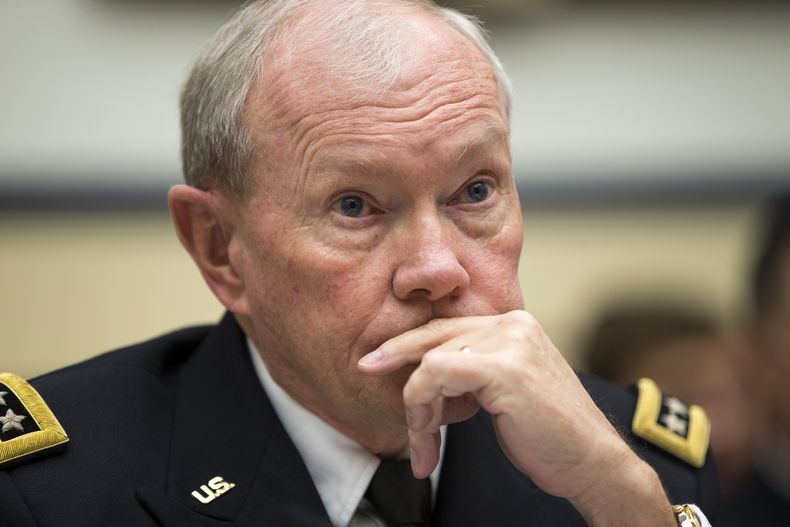 El jefe del Estado Mayor Conjunto de Estados Unidos. el general Martin Dempsey, durante una audiencia sobre el grupo Estado Isl&aacute;mico en el Capitolio, en Washington, el 13 de noviembre de 2014. (Foto AP/Evan Vucci)