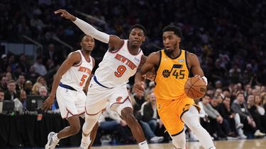 Con 36 puntos de Mitchell, Jazz inicia gira venciendo a NY