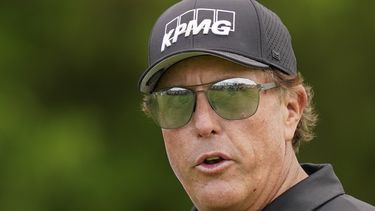 Mickelson se disculpa por comentarios sobre saudíes