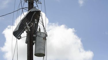 sin luz varios municipios de la isla