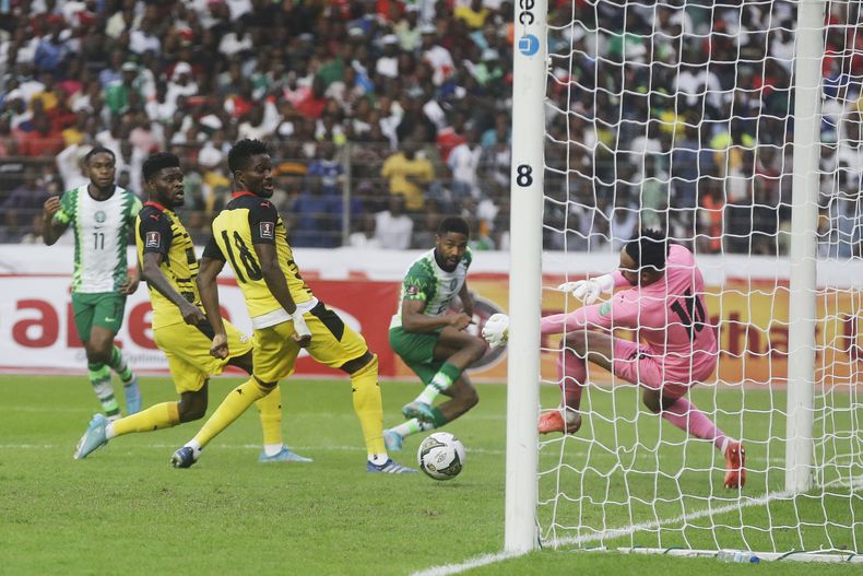 DEP-FUT MUNDIAL NIGERIA-DOCTOR DECESO