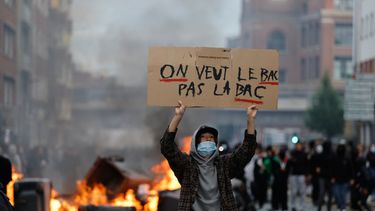 Una protesta en Lille, Francia, el 1 de octubre del 2026. (AP foto/Jean-Francois Badias)
