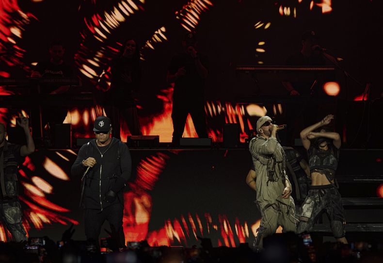 ESP-MUS WISIN & YANDEL