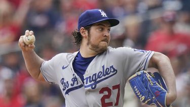 MLB suspende 2 años a Bauer por violencia doméstica