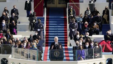 Análisis: Biden hace un llamado urgente a la unidad de EEUU