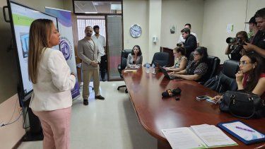 Solo el 22% de las mujeres ocupa un puesto de supervisión según encuesta del Instituto de Estadísticas y la OPM