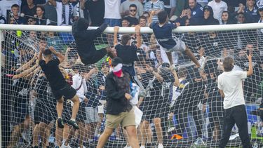 Sancionan a club Victory de Melbourne por invasión de cancha