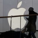FBI pide a Apple extraer datos de teléfono de sospechoso