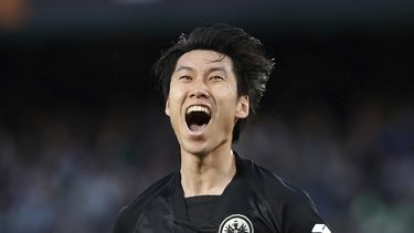 Lyon y Frankfurt sacan ventaja en la Europa League
