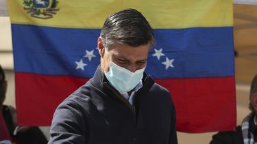 Oposición convoca a venezolanos a votar en consulta