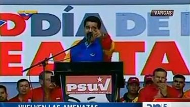 americateve | Nicolás Maduro prometió llevar a Henrique Capriles a tribunales acusándolo de manchar el legado de Hugo Chávez y además le exigió la renuncia como líder de la oposición tras los resultados de las elecciones municipales.