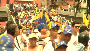 mas de un millon de venezolanos toman caracas para exigir el revocatorio contra maduro