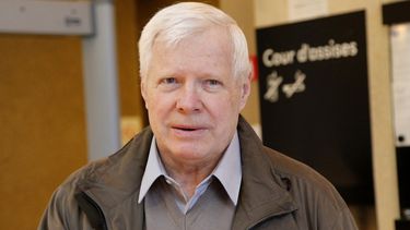 americateve | E n esta foto del 20 de diciembre del 2012 se ve a Andre Bamberski en un tribunal de justicia en Creteil, Francia. El 18 de junio del 2014, la justicia francesa conden[o a Bamberski por ordenar un secuestro como parte de una misi&oacute;n de d&eacute;cada