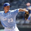 Greinke ayuda a Reales en triunfo sobre Medias Blancas
