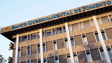 pacto en la corporacion de financiamiento publico