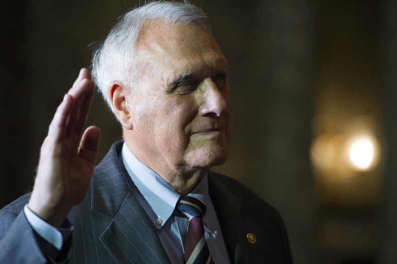 AMN-GEN_MCCAIN-SUPLENTE-0.jpg