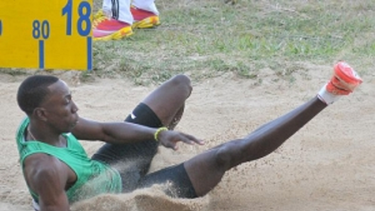 atleta de triple salto cubano logra la tercera mejor marca de todos los tiempos (video)
