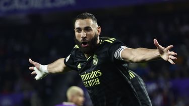Real Madrid vence 2-0 a Valladolid con doblete de Benzema