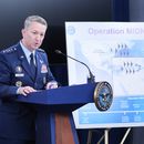 El presidente del Estado Mayor Conjunto, el general Dan Caine, habla en una conferencia de prensa en el Pentágono, Washington, el domingo 22 de junio, después de que el Ejército atacara tres sitios en Irán, uniéndose directamente al esfuerzo israelí para destruir el programa nuclear del país. (AP Foto/Alex Brandon)