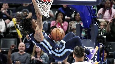 Morant y Bane guían a Grizzlies a paliza sobre Magic