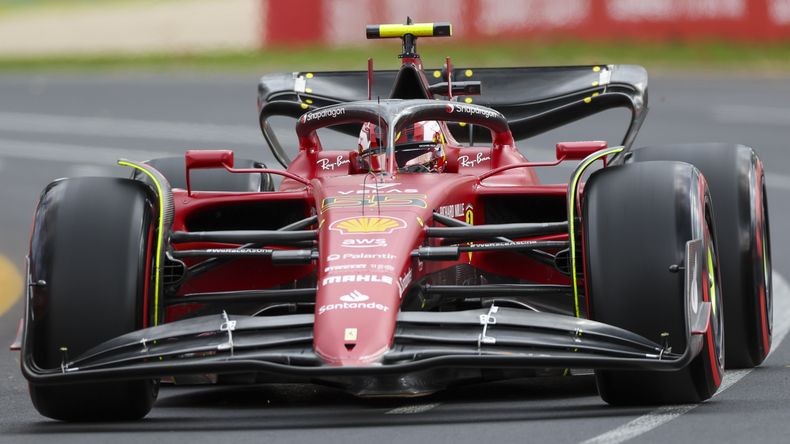 DEP-AUT F1-FERRARI-SAINZ