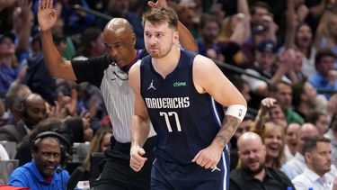 Doncic suma 39 puntos, 11 rebotes y 16ta técnica con Mavs