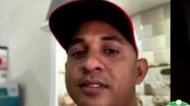 venezolano muere a punaladas en un parque de peru