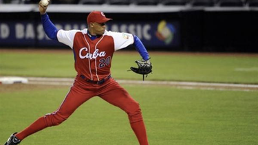 fuentes: pelotero cubano norge luis vera llega a estados unidos