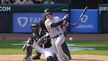 Rockies blanquean 3-0 a Medias Blancas en duelo de pitcheo