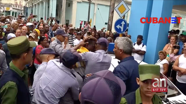 cuba abre y cierra mercado de cuatro caminos
