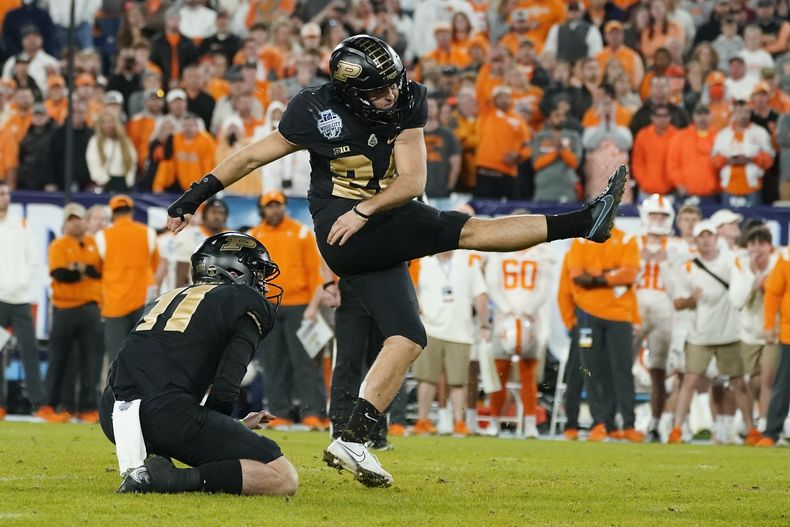 DEP-FBC MUSIC CITY BOWL