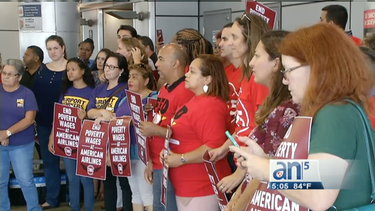 protestan contra american airlines en aeropuerto de miami