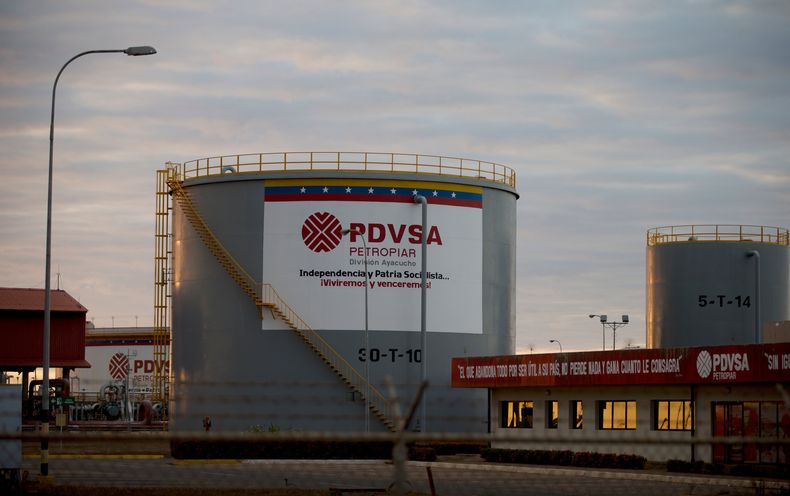 REP-ECO_VENEZUELA_Y_EL_PROBLEMA_DEL_PETROLEO-8.jpg