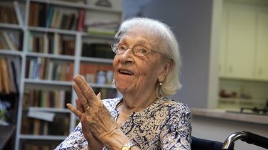 fallece la artista cubana carmen herrera a los 106 anos