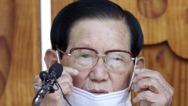 Arrestan a líder de secta religiosa en Corea del Sur